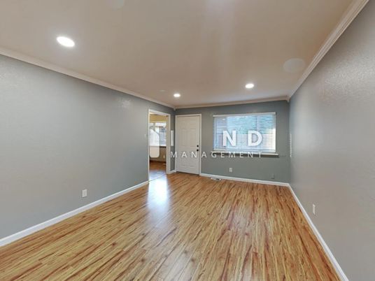 Empty room, Interior, Recessed Lighting, Wood Texture Flooring