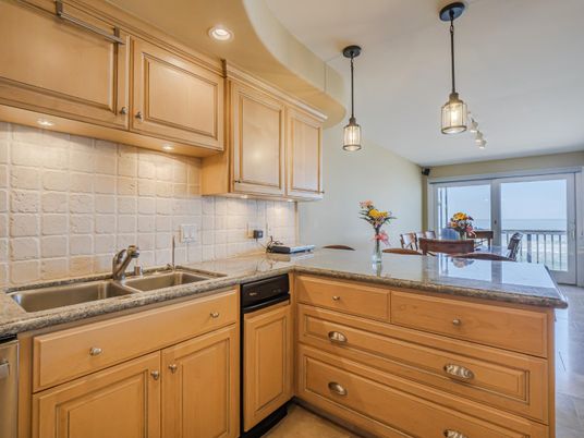 Dining room, Interior, Kitchen, Pendant Lights, Recessed Lighting, Stone Walls, Water