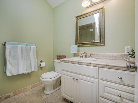 Bathroom, Interior, Tile Countertops