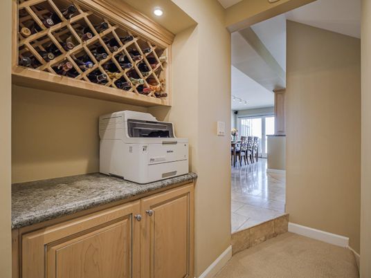 Dining room, Interior, Recessed Lighting