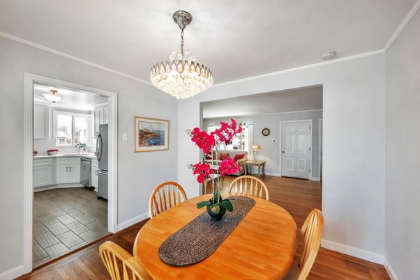 Chandelier, Dining room, Interior, Kitchen, Wood Texture Flooring