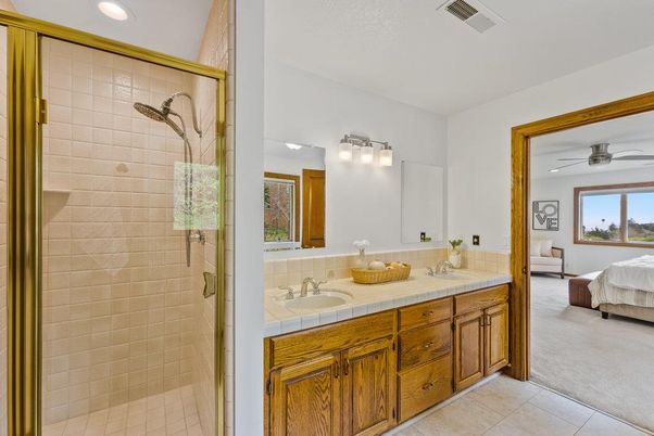 Bathroom, Bedroom, Interior, Recessed Lighting, Tile Countertops
