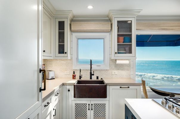 Interior, Kitchen, Recessed Lighting, Water