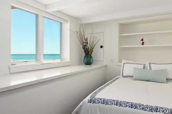 Bedroom, Interior, Water