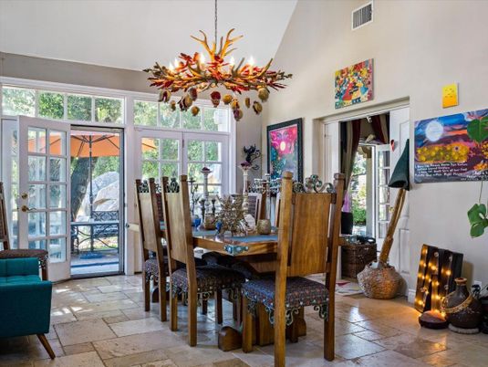 Chandelier, Dining room, Interior, Pendant Lights