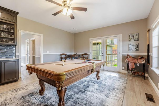 Billiard Table, Game Room, Interior, Wood Texture Flooring