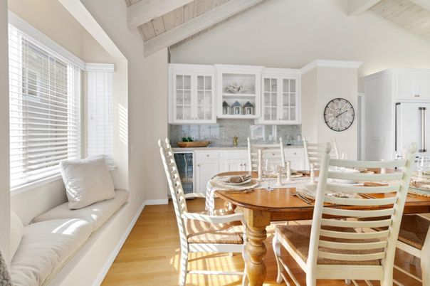 Dining room, Interior, Wood Texture Flooring