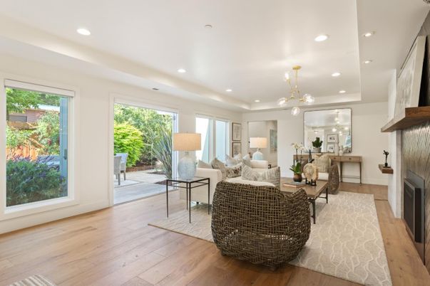Fireplace, Interior, Living room, Pendant Lights, Recessed Lighting, Wood Texture Flooring
