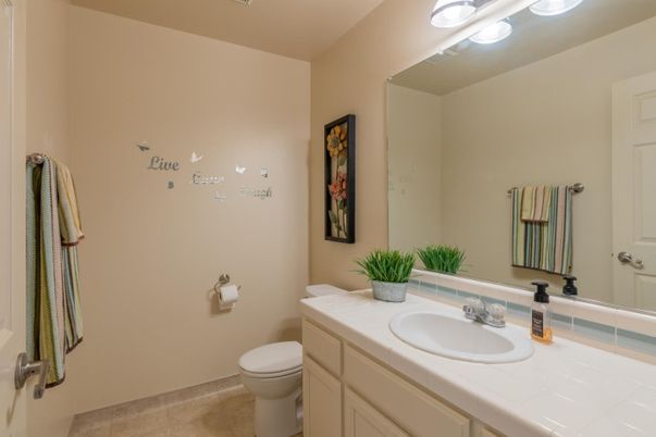 Bathroom, Interior, Tile Countertops