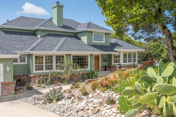 Exterior, Facade, Cape Cod
