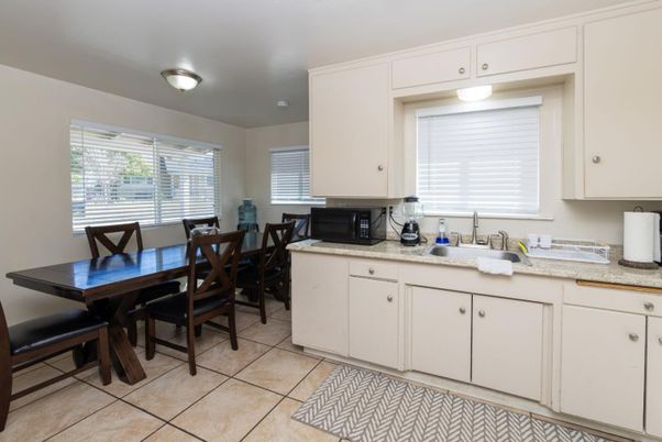 Dining room, Interior