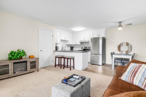 Dining room, Interior, Kitchen, Living room, Stainless Steel Appliances, Wood Texture Flooring