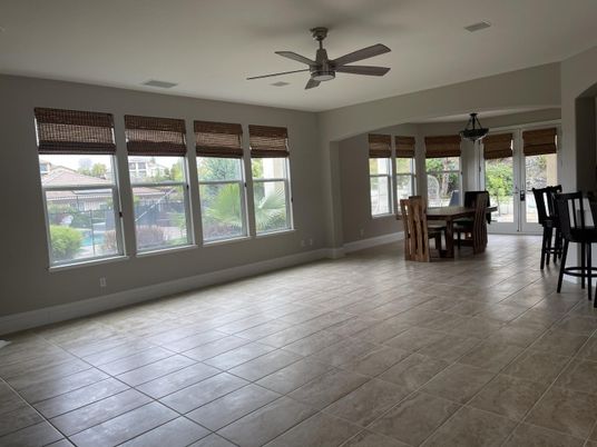 Dining room, Interior