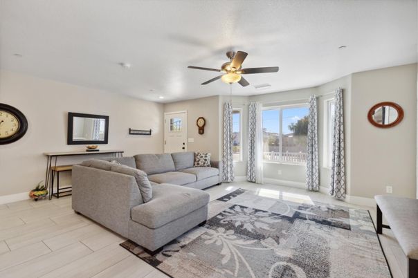 Interior, Kitchen, Living room, Recessed Lighting, Stainless Steel Appliances