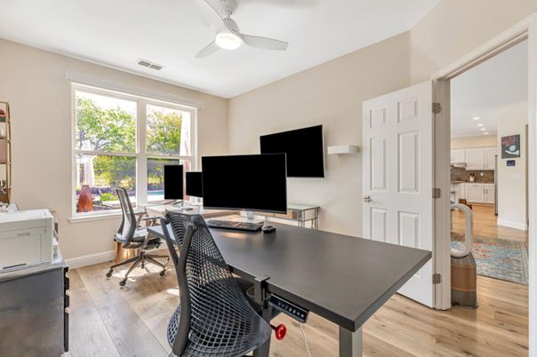 Home Office, Interior, Recessed Lighting, Wood Texture Flooring