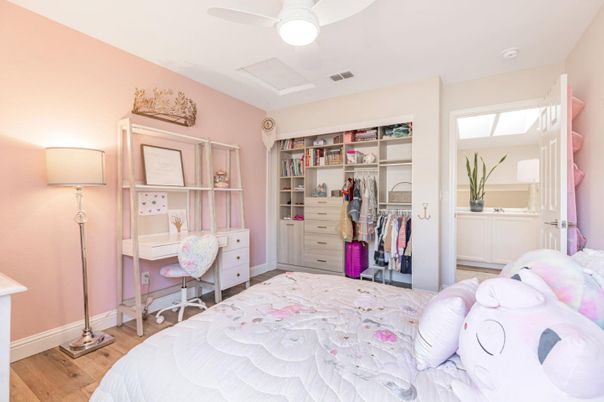 Bedroom, Home Office, Interior, Wood Texture Flooring