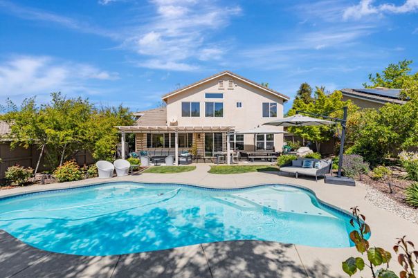 Exterior, Pool, Solar Panels
