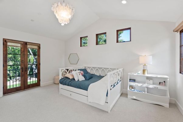 Bedroom, Chandelier, Interior, Recessed Lighting