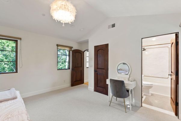 Chandelier, Home Office, Interior