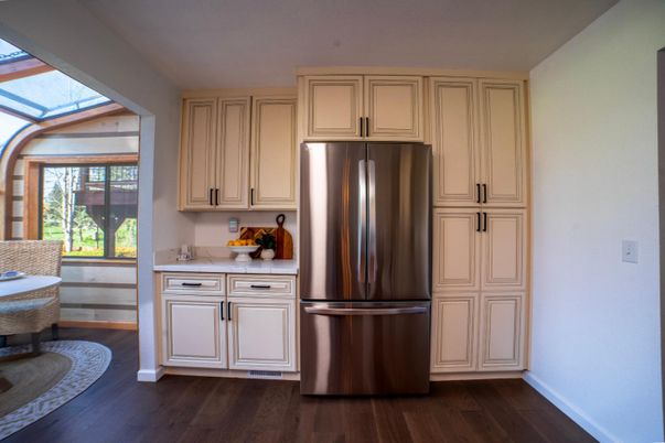 Interior, Kitchen, Stainless Steel Appliances, Wood Texture Flooring
