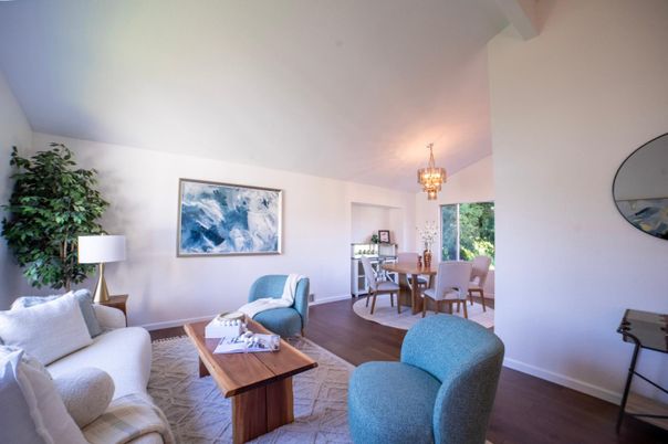 Chandelier, Dining room, Interior, Living room, Wood Texture Flooring