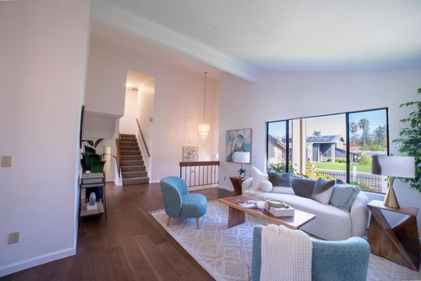 Interior, Living room, Pendant Lights, Wood Texture Flooring