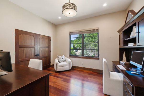 Home Office, Interior, Recessed Lighting, Wood Texture Flooring