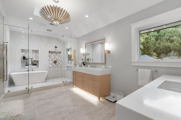 Bathroom, Dual Sink Vanities, Free Standing Baths, Glass Shower, Interior, Recessed Lighting