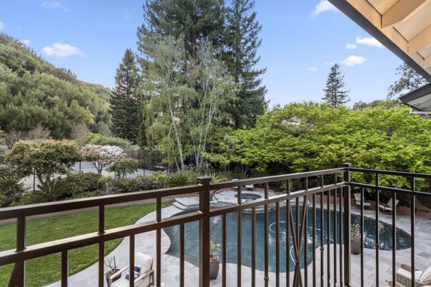 Exterior, Pool, Other