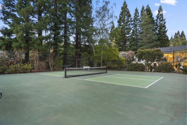 Exterior, Tennis Courts