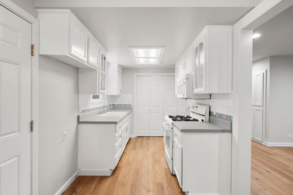 Interior, Kitchen, Recessed Lighting, Wood Texture Flooring