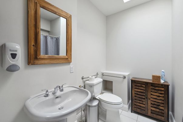 Bathroom, Interior