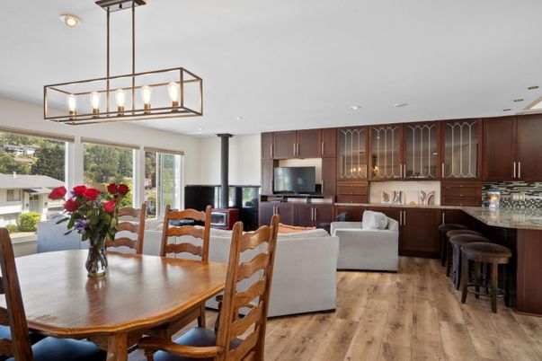 Dining room, Interior, Living room, Pendant Lights, Recessed Lighting, Wood Texture Flooring