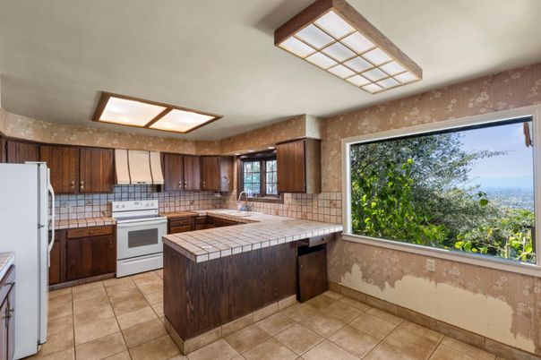 Interior, Kitchen, Tile Countertops