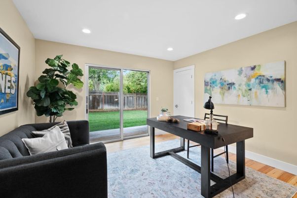 Home Office, Interior, Recessed Lighting, Wood Texture Flooring
