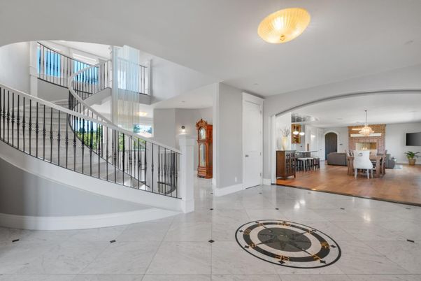 Chandelier, Dining room, Interior, Marble, Pendant Lights