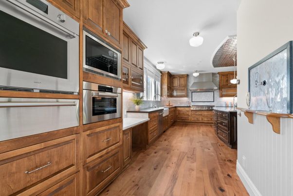 Interior, Kitchen, Stainless Steel Appliances, Wood Texture Flooring