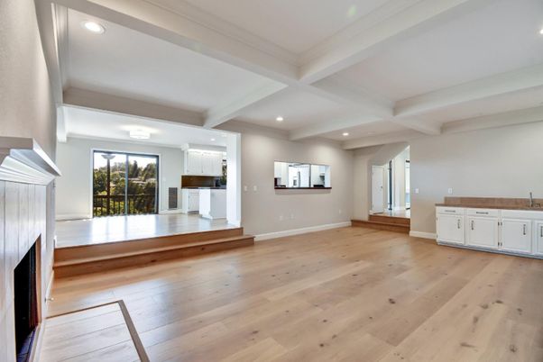 Empty room, Interior, Recessed Lighting, Wood Texture Flooring