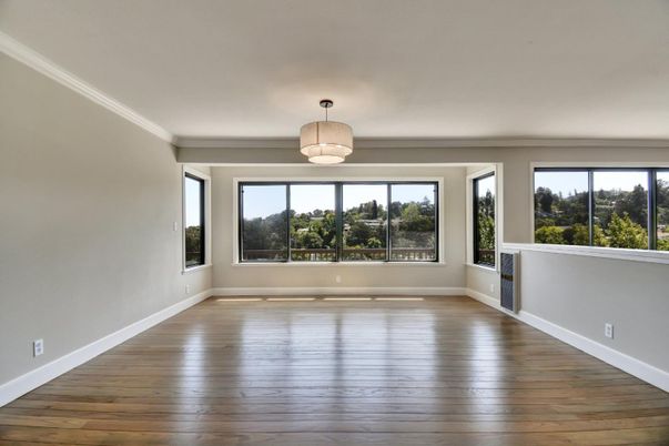Empty room, Interior, Pendant Lights, Wood Texture Flooring