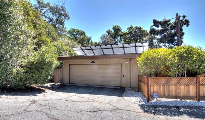 Detached Garage, Exterior