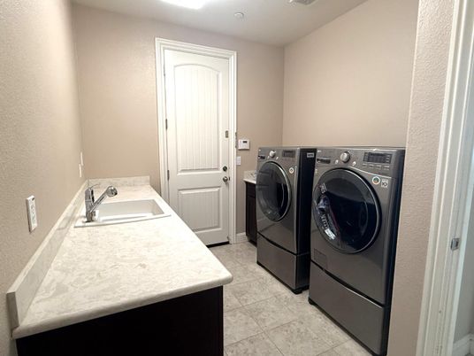 Interior, Washer