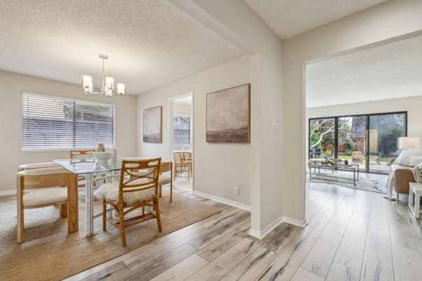Chandelier, Dining room, Interior, Pendant Lights, Wood Texture Flooring