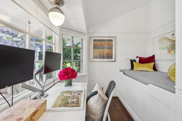 Interior, Sun Room, Wood Texture Flooring