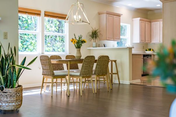 Dining room, Interior, Kitchen, Pendant Lights, Recessed Lighting, Wood Texture Flooring