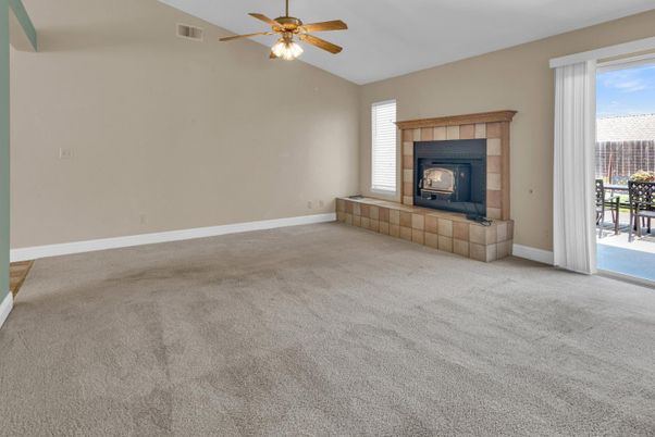 Empty room, Fireplace, Interior