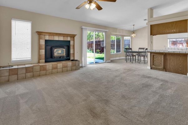 Dining room, Fireplace, Interior, Pendant Lights
