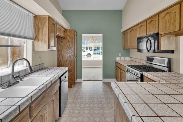 Interior, Kitchen, Tile Countertops