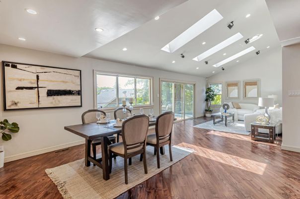 Dining room, Interior, Living room, Recessed Lighting, Wood Texture Flooring