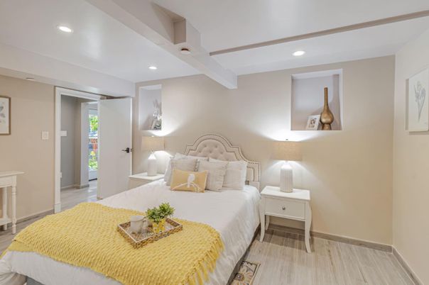 Bedroom, Interior, Recessed Lighting, Wood Texture Flooring