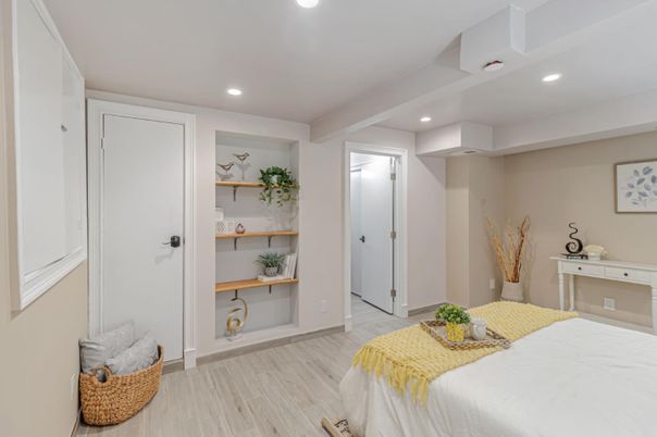 Bedroom, Interior, Recessed Lighting, Wood Texture Flooring